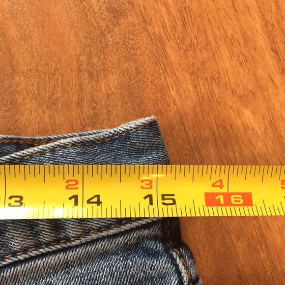 EUC H&M slim fit denim Bermuda shorts - Picture 8 of 12